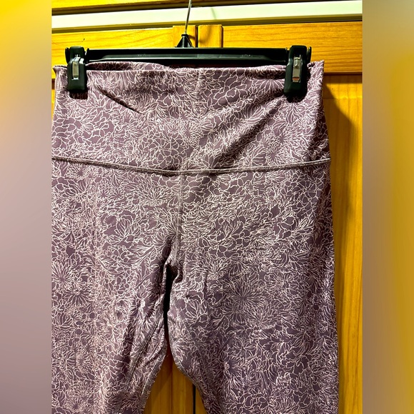 Lululemon Align Leggings Floral Pattern - Picture 2 of 4